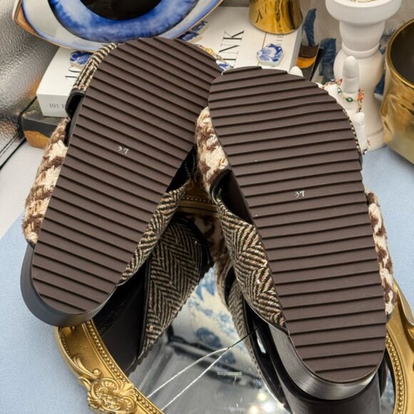 🆕 KURT GEIGER LONDON 🧿 NWOB Chelsea Drench Cross Strap Sandal, Brown Sz US 7 - Picture 16 of 16